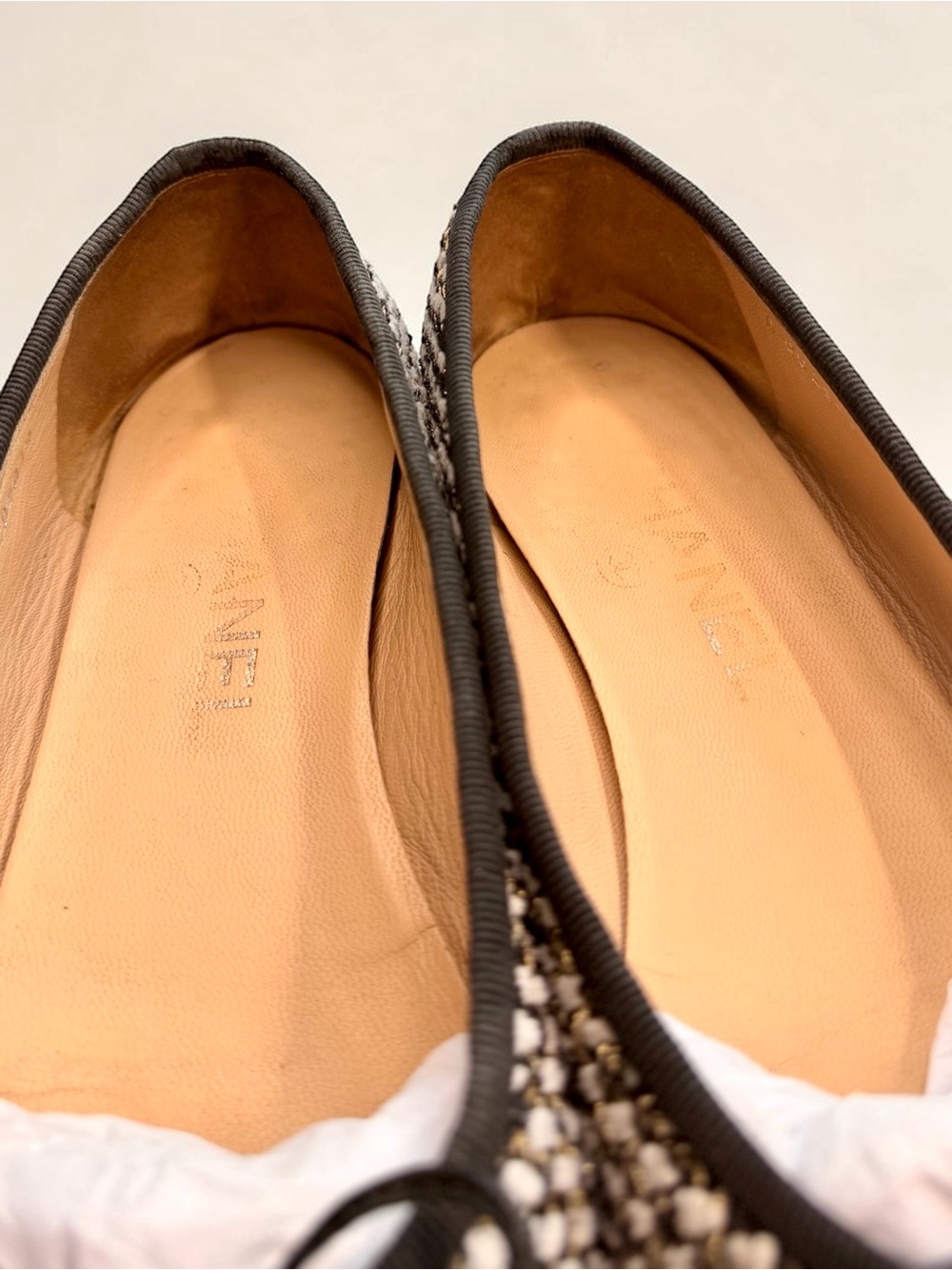 Chanel Tweed Ballet Flats Black/Cream Shoes EU 36.5 - Picture 8 of 11